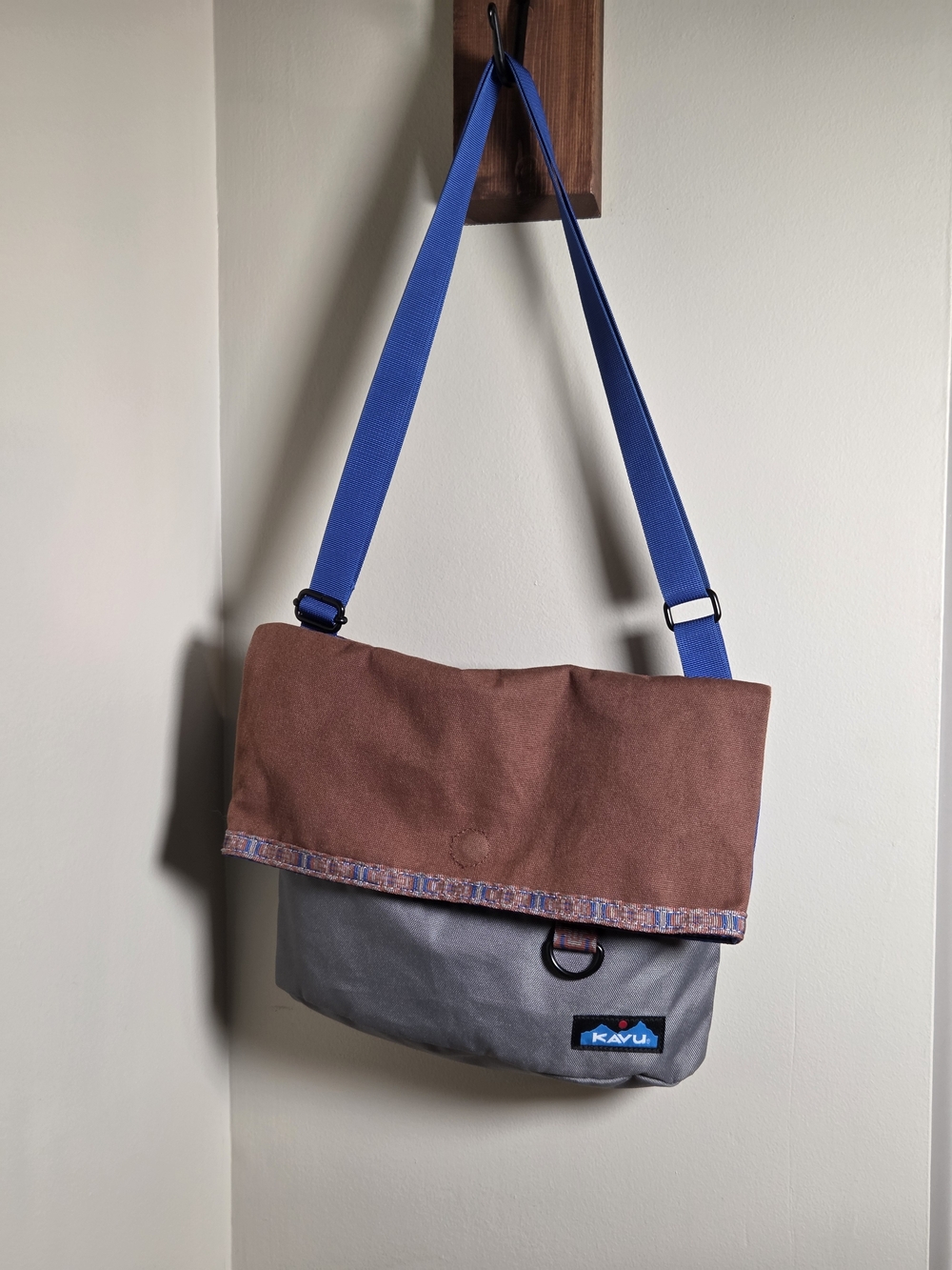 KAVU Kopachuck Crossbody Messenger Bag - Sepia Sky Two-Tone Canvas